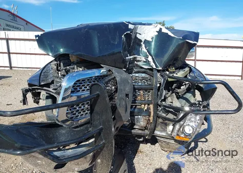 2016 Ram 1500 Laramie из США, поврежденный, VIN 1C6RR7NM3GS168027